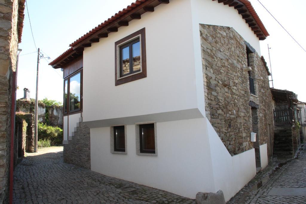 Villa Casa Do Ferrador à Mirandela Extérieur photo
